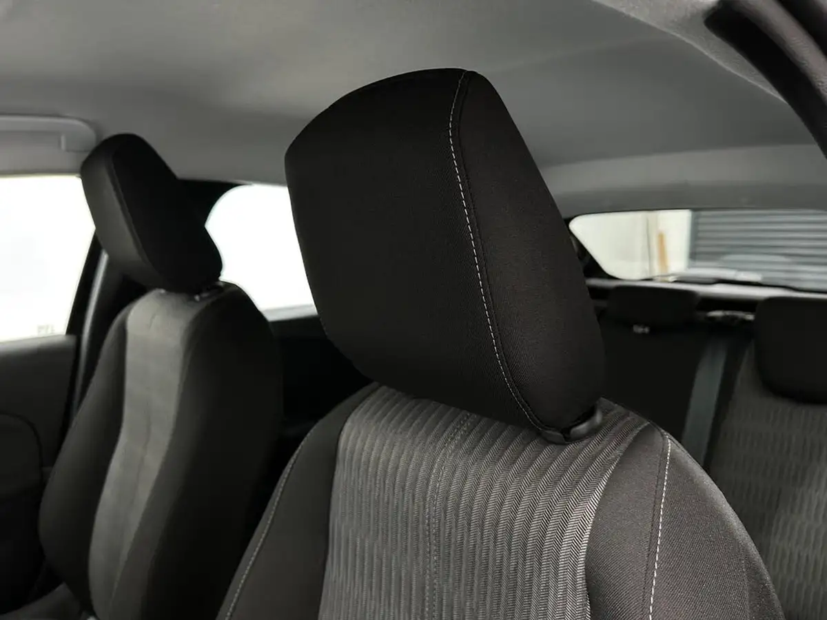 2020-vauxhall-corsa-12i-se-nav-big-32