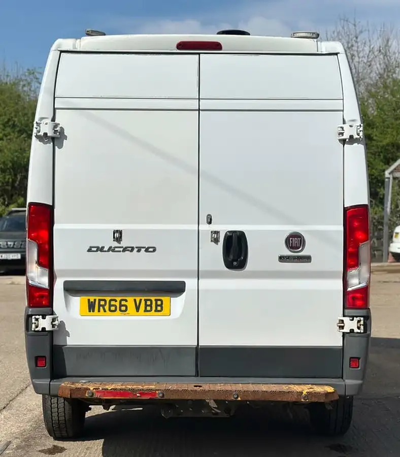 2016-fiat-ducato-20td-35-lh2-panel-big-7