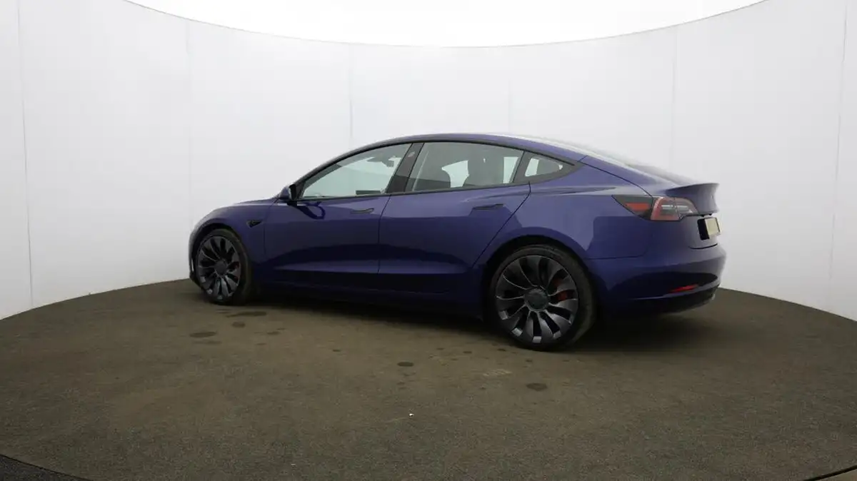 2021-tesla-model-3-e-performance-awd-big-66