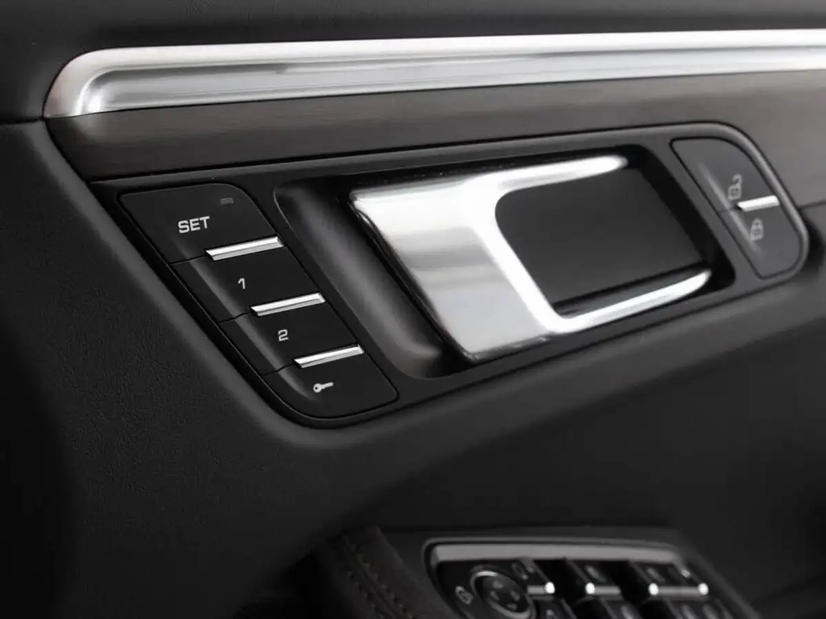 2023-porsche-macan-29-v6-gts-big-29