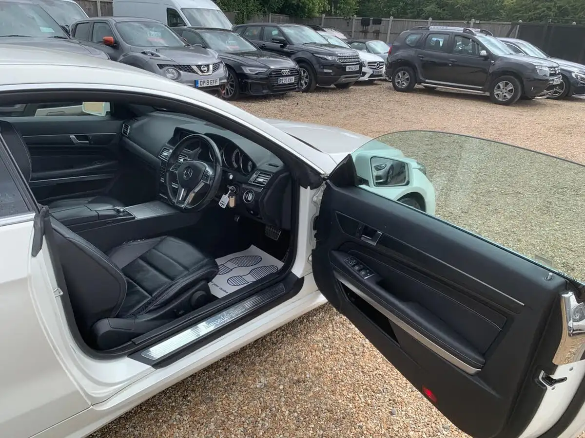 2016-mercedes-benz-e-class-21d-e220d-amg-line-edition-coupe-big-9