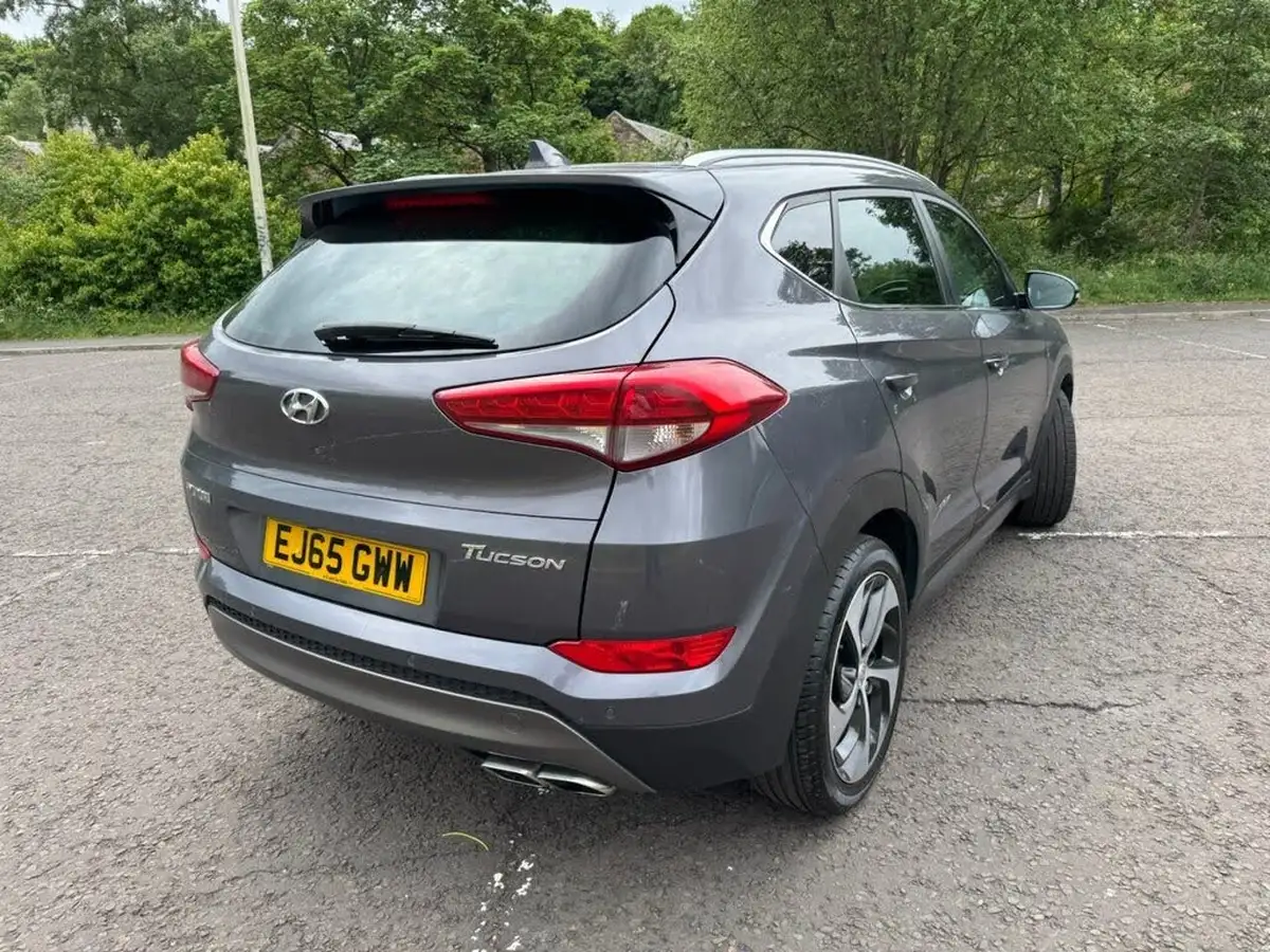 2015-hyundai-tucson-20crdi-blue-drive-premium-big-7