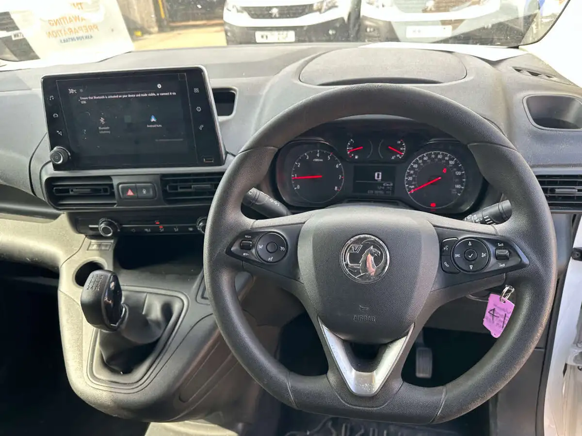 2019-vauxhall-combo-15cdti-sportive-2300-16v-100pseu6dt-l1h1-panel-big-16
