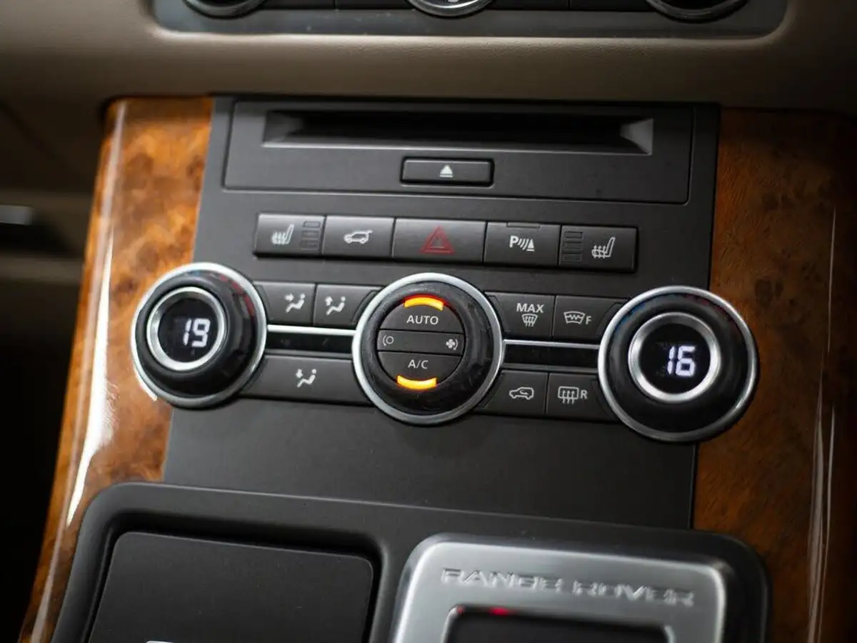 2013-land-rover-range-rover-sport-30-sd-v6-autobiography-sport-big-23