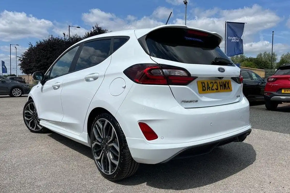 2023-ford-fiesta-10t-st-line-125ps-hybrid-mhev-big-37