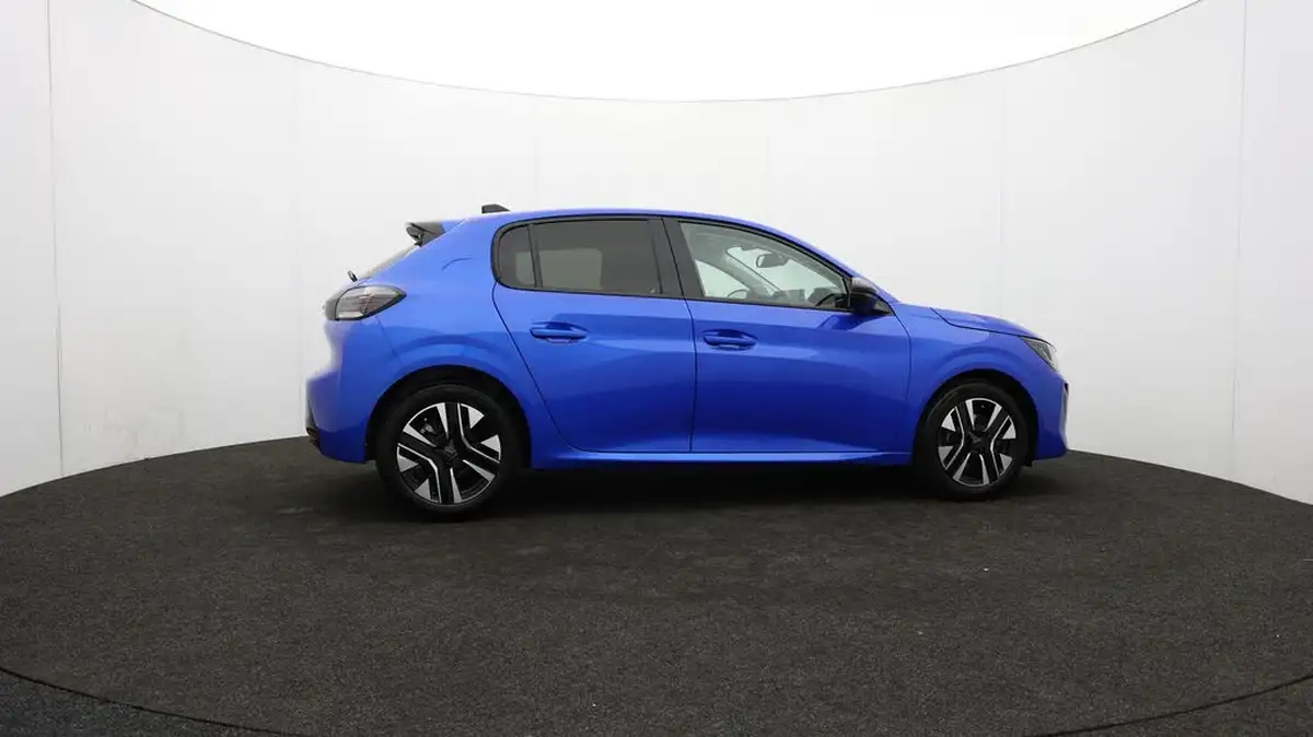 2024-peugeot-208-12-puretech-allure-big-20