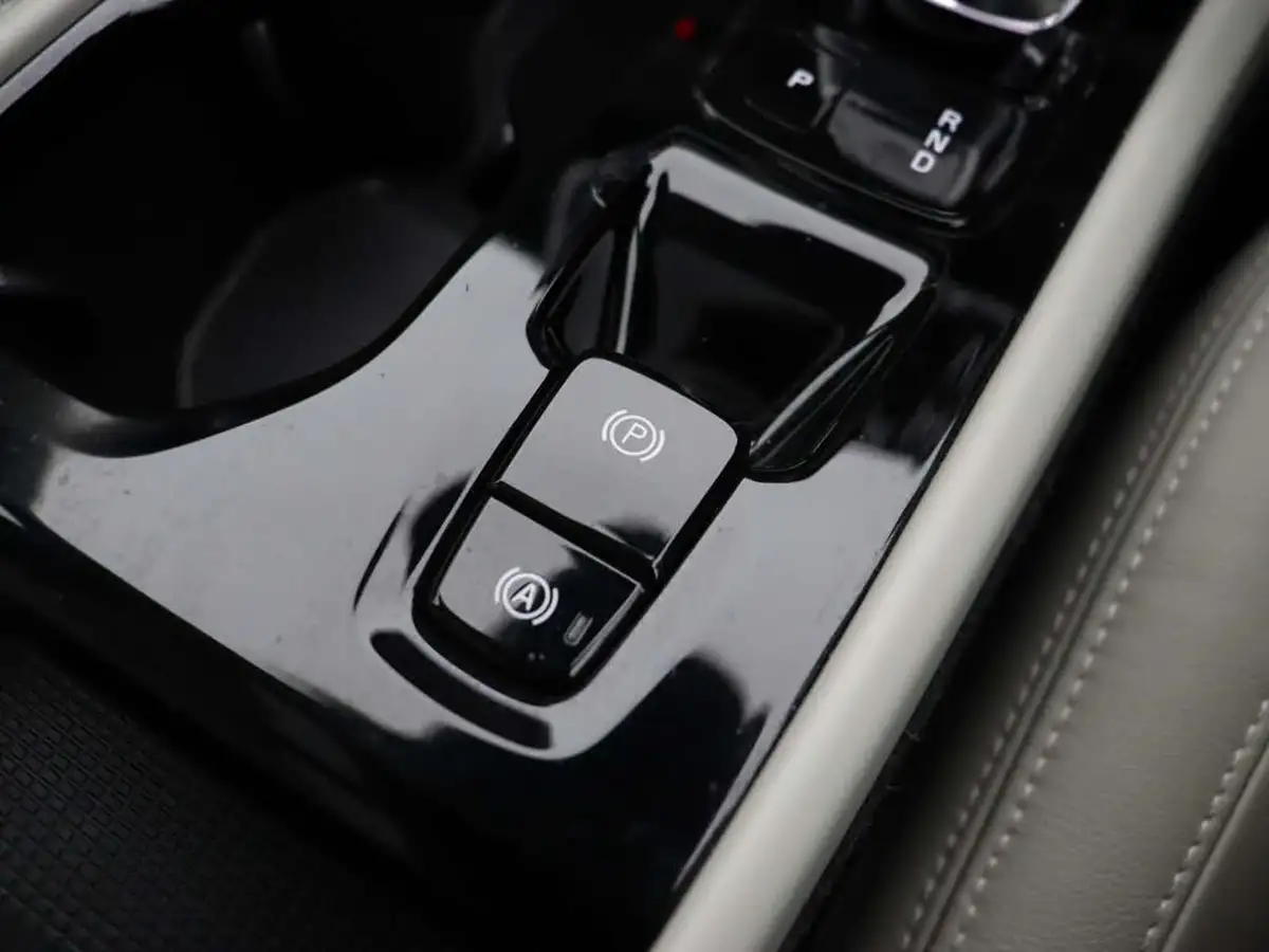 2022-volvo-xc40-15-t5-inscription-pro-big-35