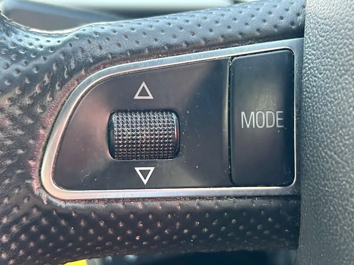2011-audi-a5-20-tdi-s-line-big-44