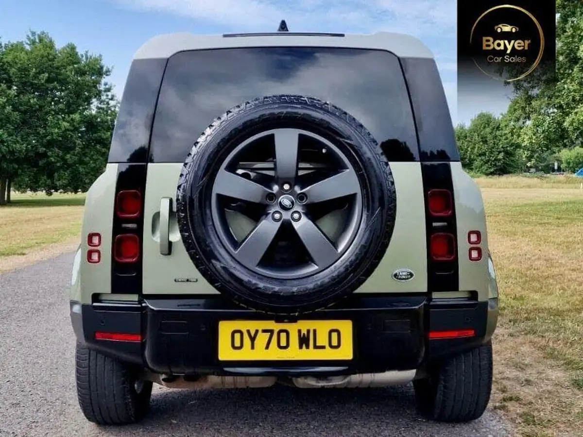 2020-land-rover-110-defender-20-d240-hse-110-big-21