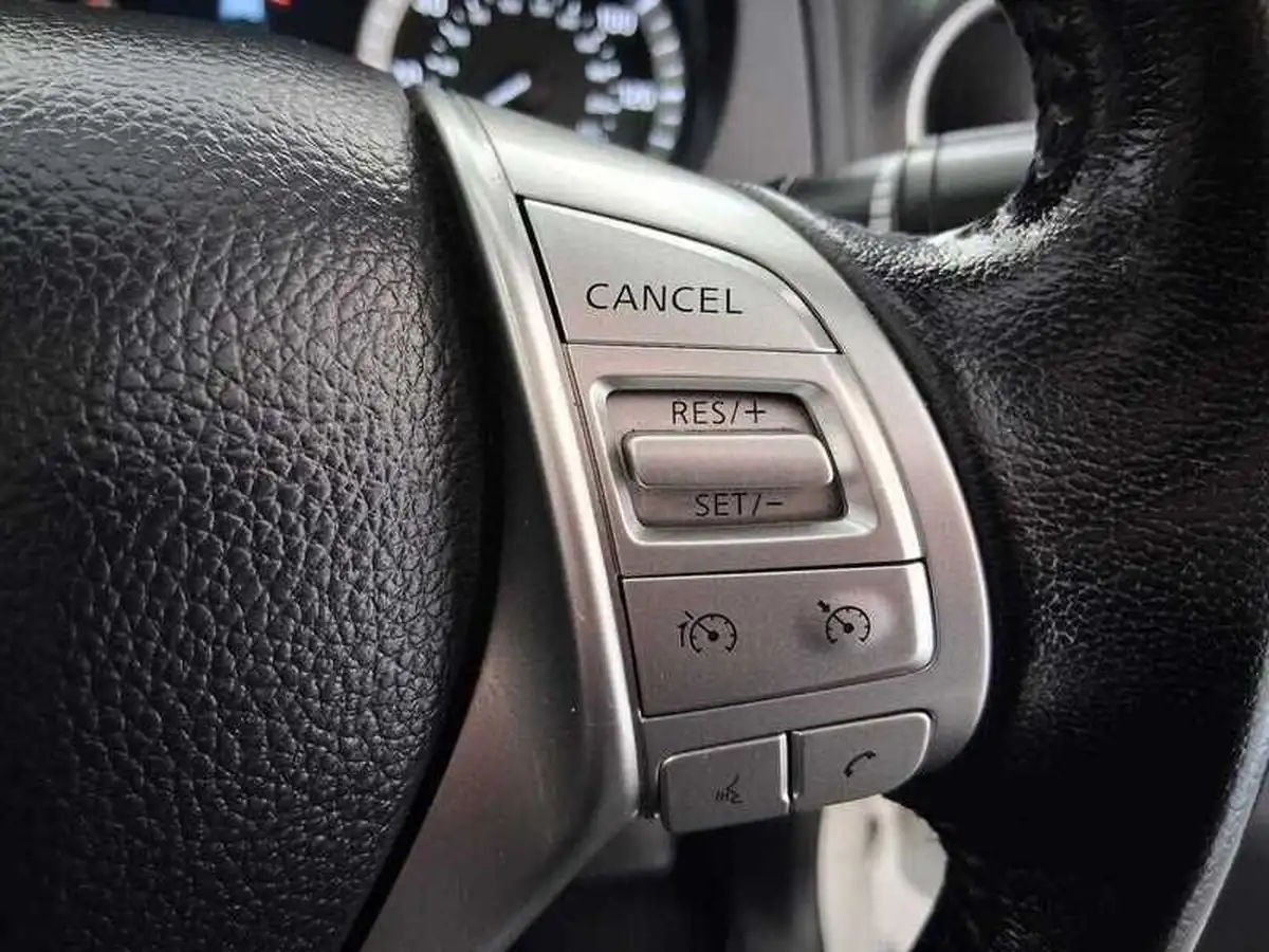 2019-nissan-navara-23dci-tt-n-guard-8-navileathersunroof-auto-big-22