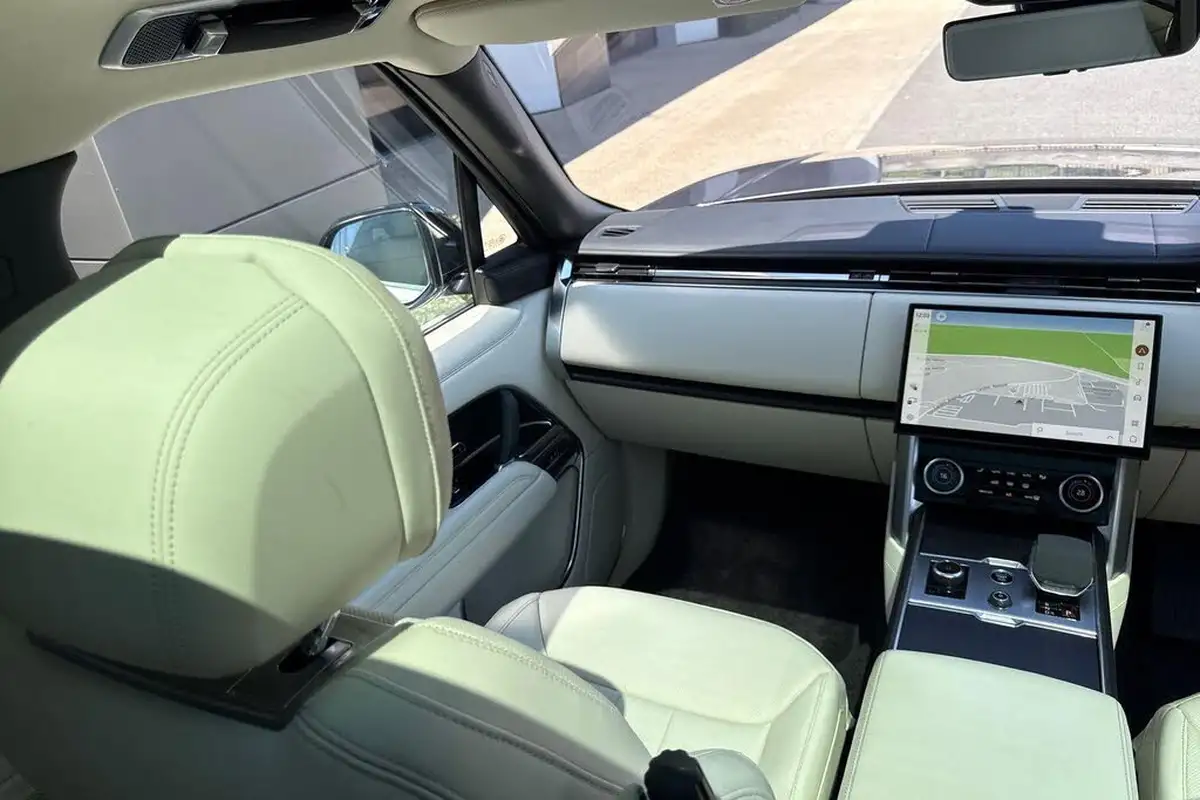 2024-land-rover-range-rover-30-d350-se-big-56