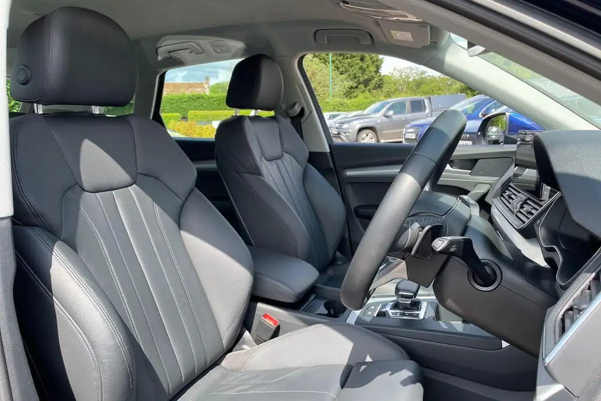 2022-audi-q5-20-45-tfsi-sportback-big-23