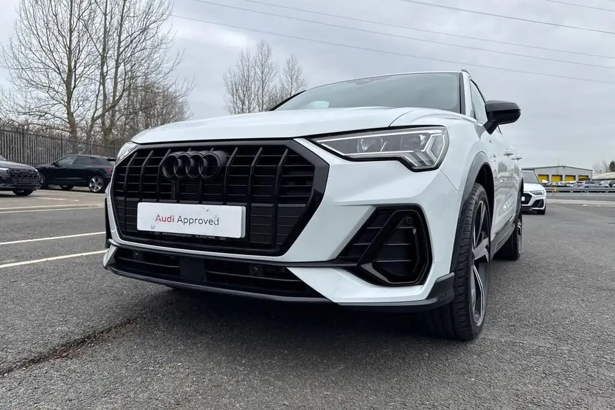 2025-audi-q3-15-35-tfsi-black-edition-station-wagon-s-tronic-big-26