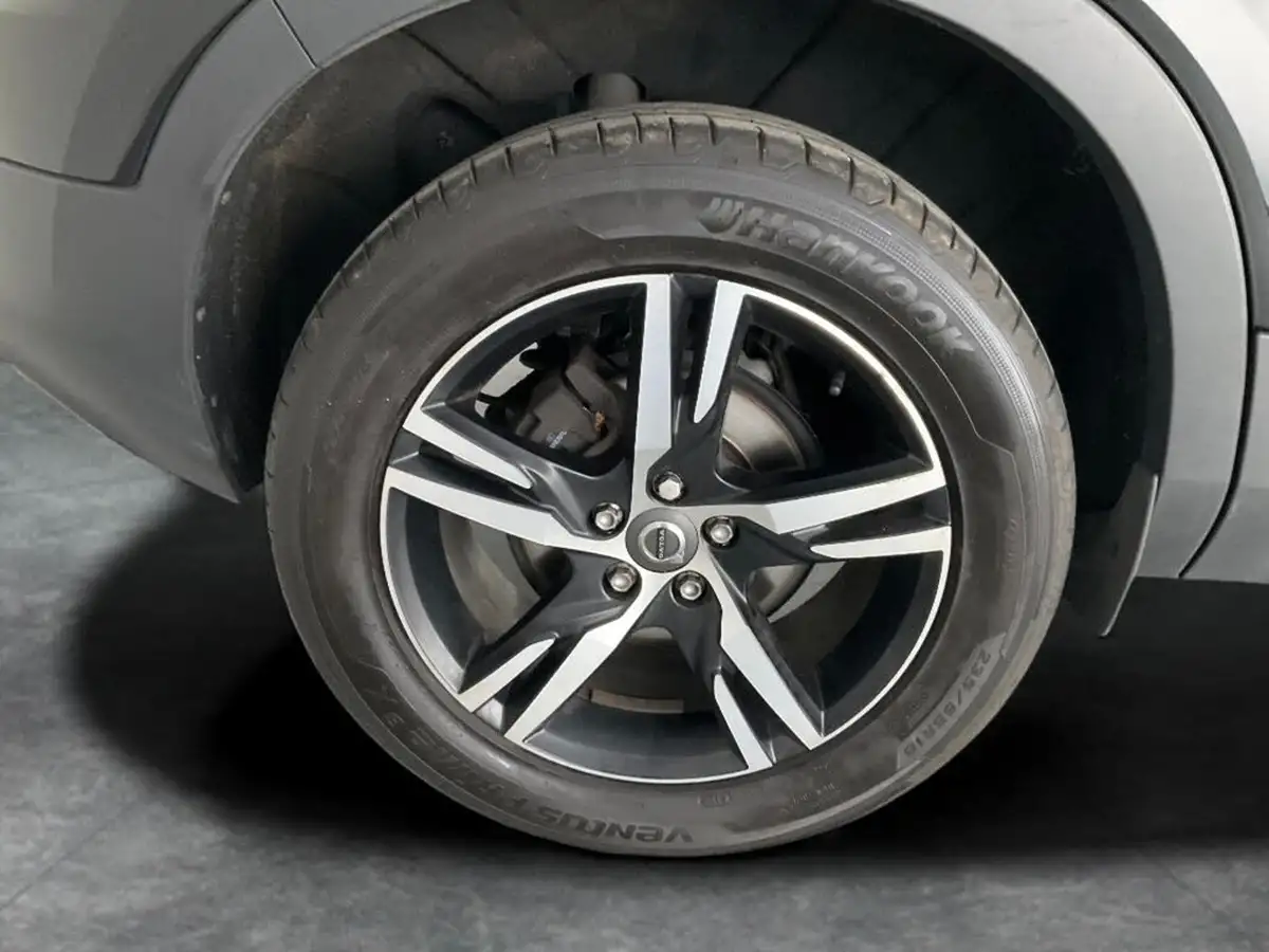 2022-volvo-xc40-15-t3-r-design-auto-big-32