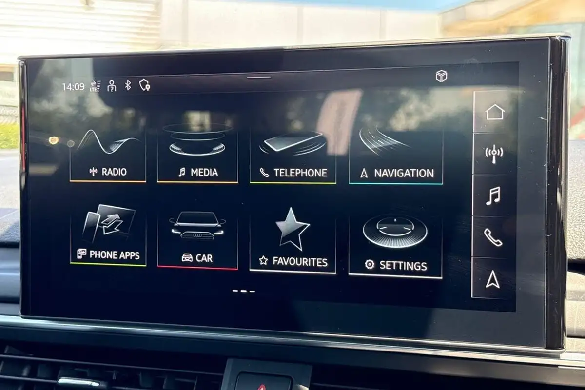 2022-audi-a4-avant-20-35-tdi-technik-big-12