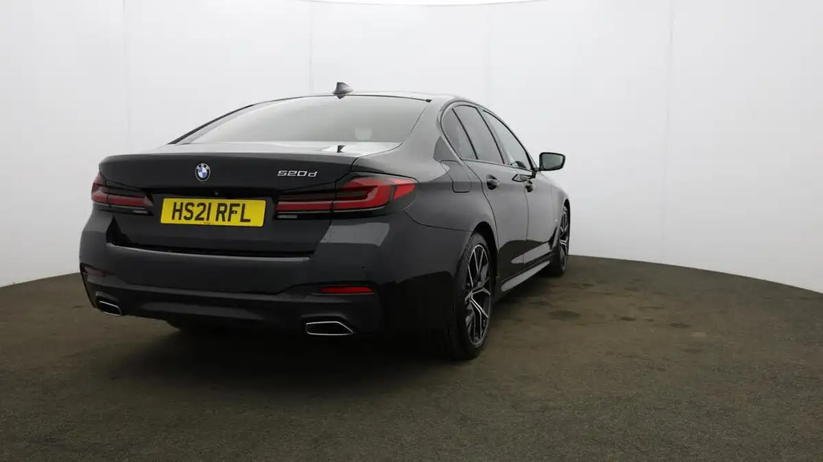 2021-bmw-5-series-20td-520d-m-sport-mht-saloon-4d-big-61
