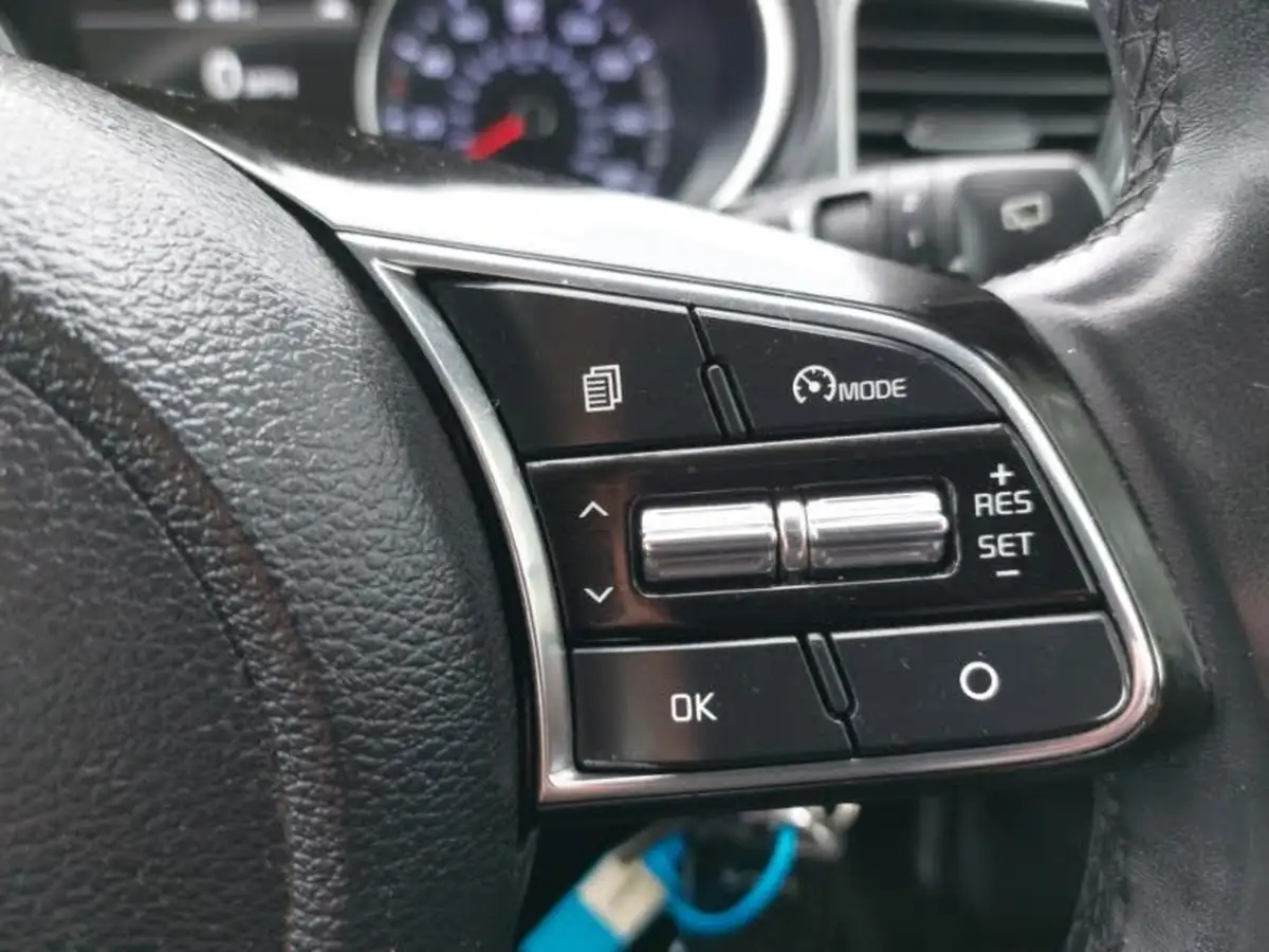 2022-kia-xceed-10-t-gdi-2-big-18
