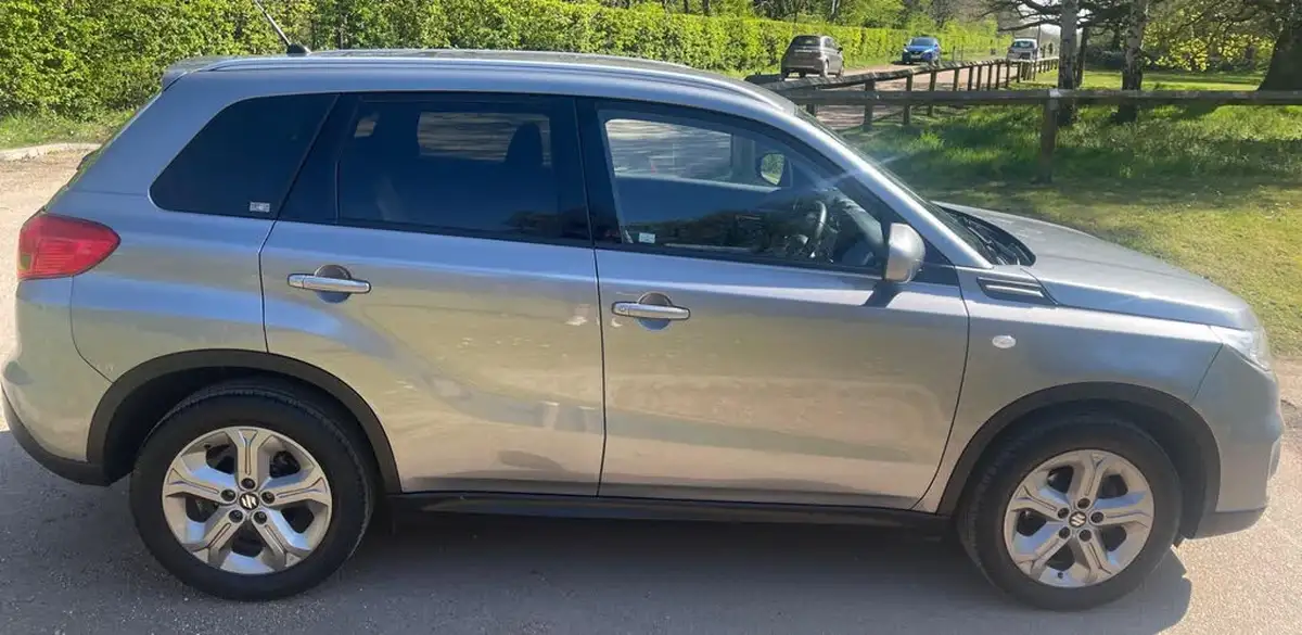 2016-suzuki-vitara-16-sz-t-big-10