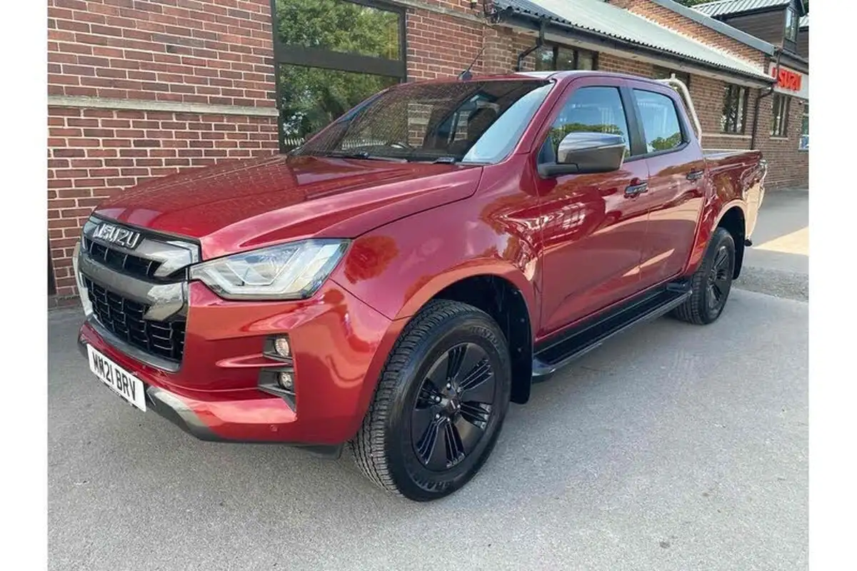 2021-isuzu-d-max-19td-v-cross-auto-big-5