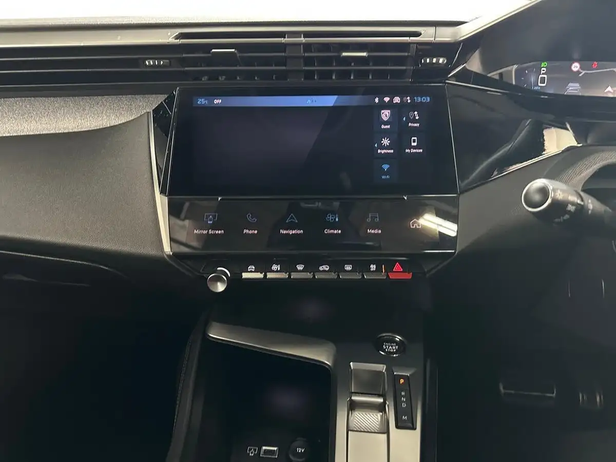 2023-peugeot-308-sw-12-puretech-allure-premium-130ps-big-35