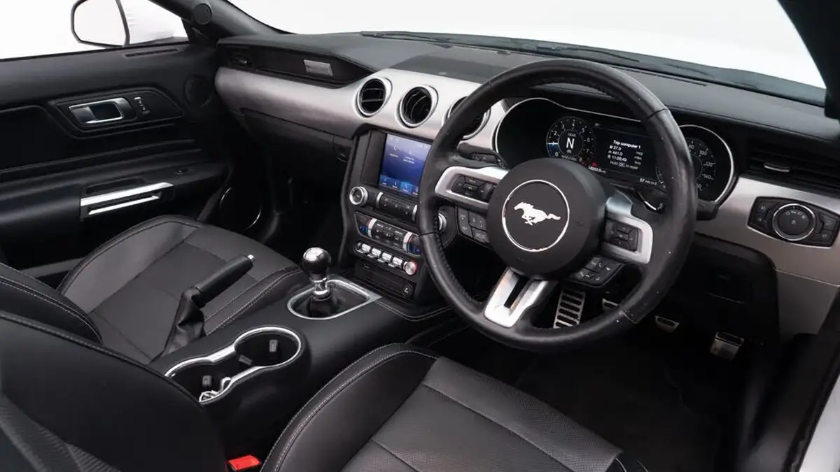 2019-ford-mustang-50-v8-gt-450ps-convertible-big-15