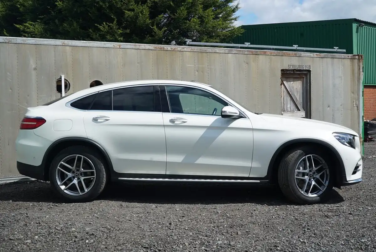 2017-mercedes-benz-glc-class-30-d-glc350d-amg-line-premium-plusss-coupe-4d-big-21