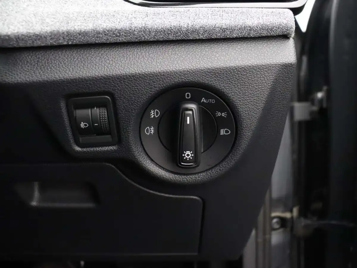 2024-skoda-kamiq-10-tsi-se-116ps-dsg-big-32