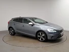 2019-volvo-v40-15-t2-r-design-edition-small-12