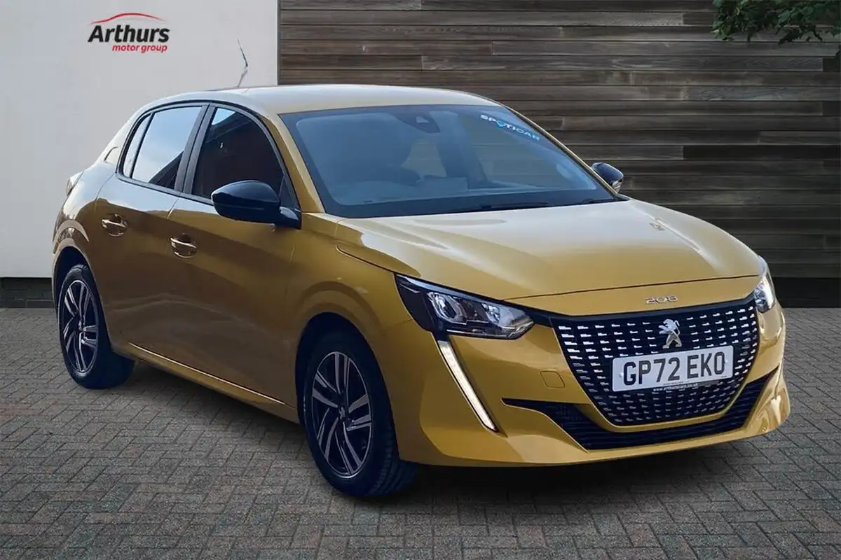 2023-peugeot-208-12-puretech-active-premium-100ps-big-0
