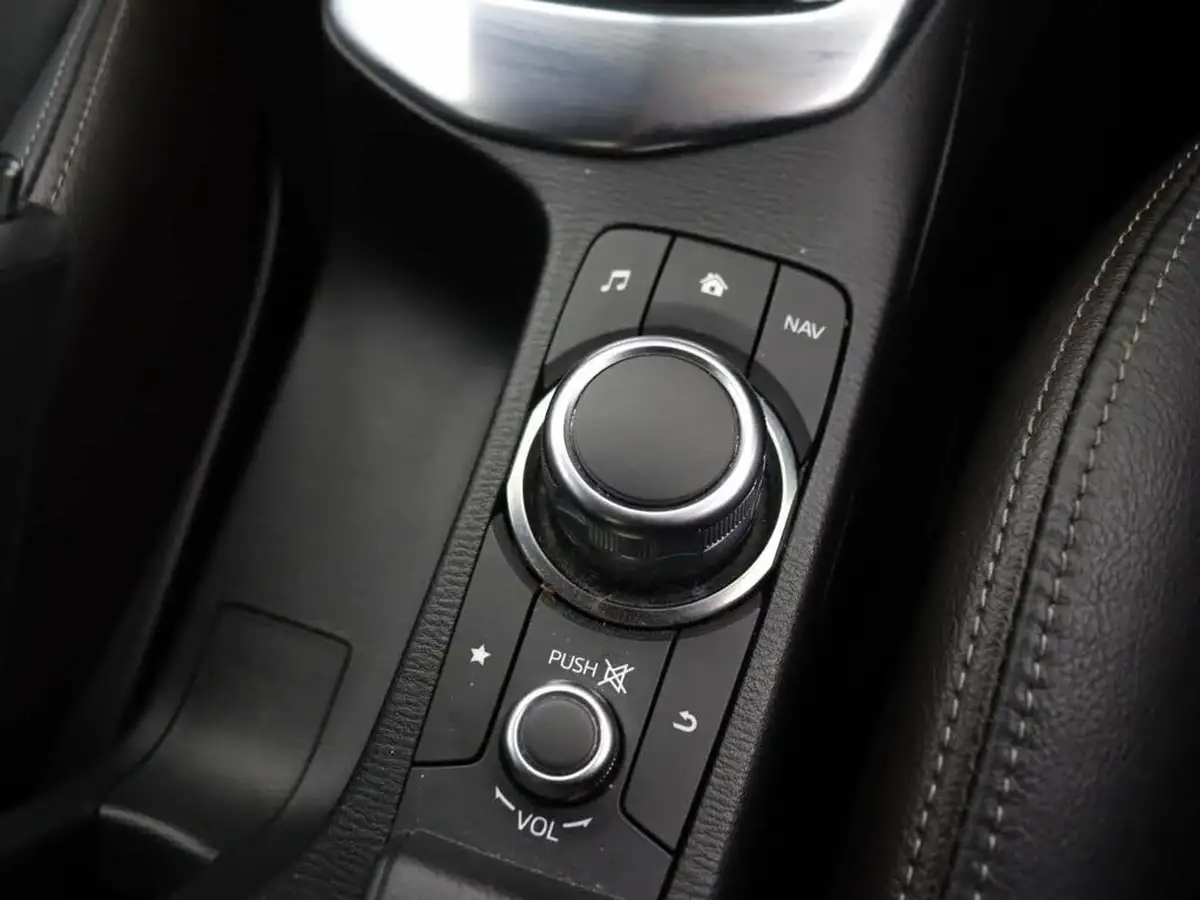 2018-mazda-mazda2-15-gt-sport-nav-115ps-ss-big-29