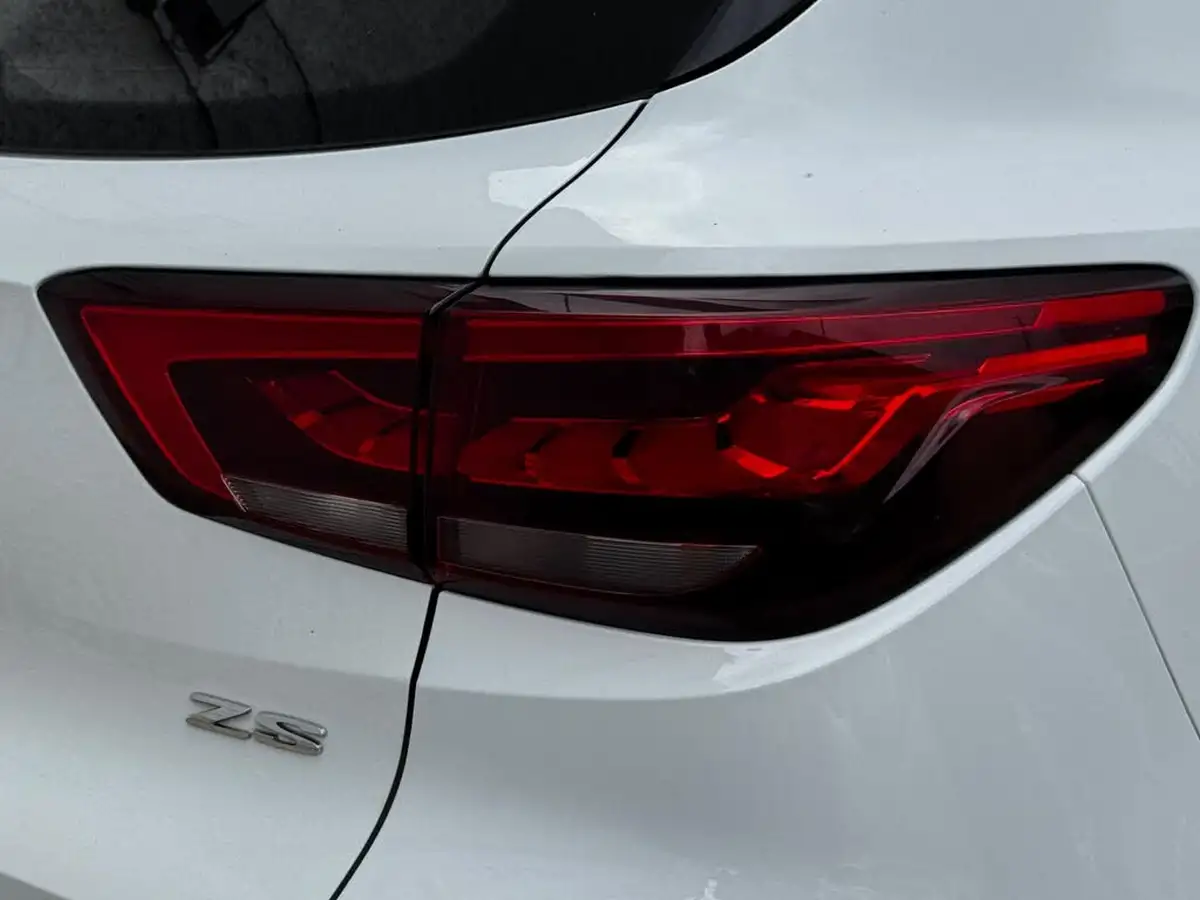 2021-mg-zs-suv-10t-gdi-exclusive-auto-big-60