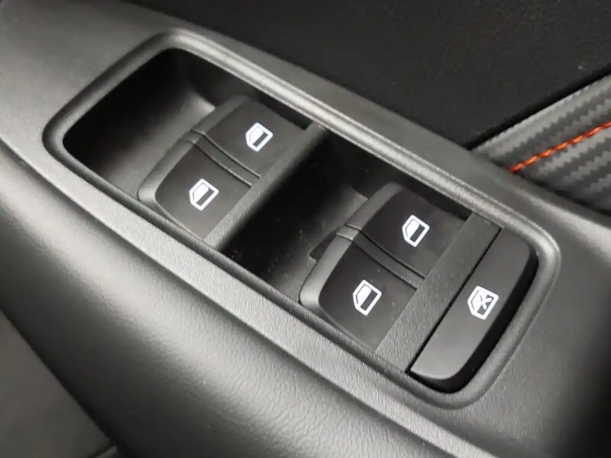 2022-mg-zs-suv-15-vti-tech-excite-big-16