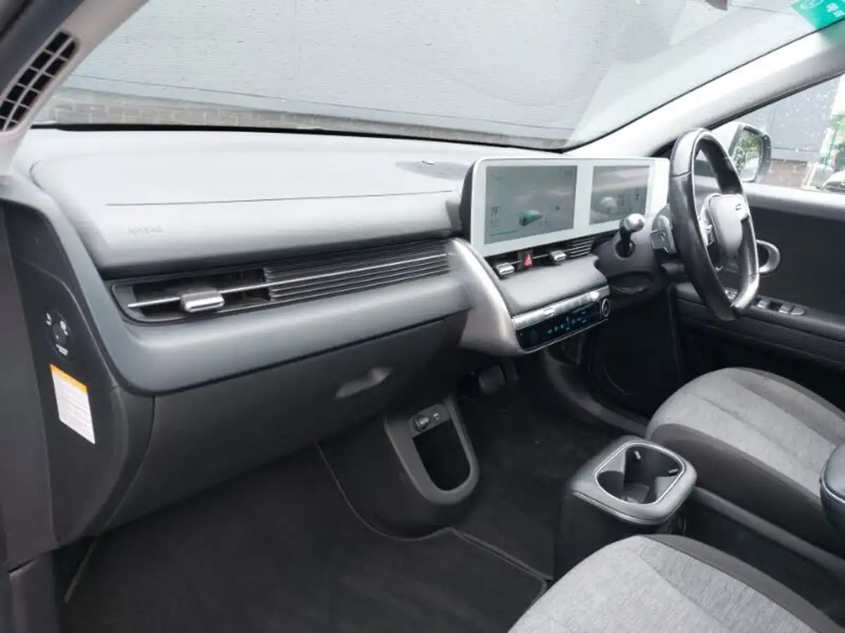 2021-hyundai-ioniq-5-e-premium-217ps-73kwh-rwd-big-4