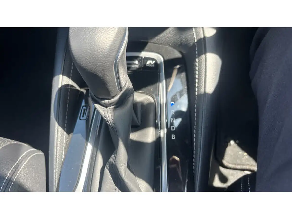 2021-toyota-corolla-18-vvt-i-design-spare-wheel-hatchback-5d-big-37