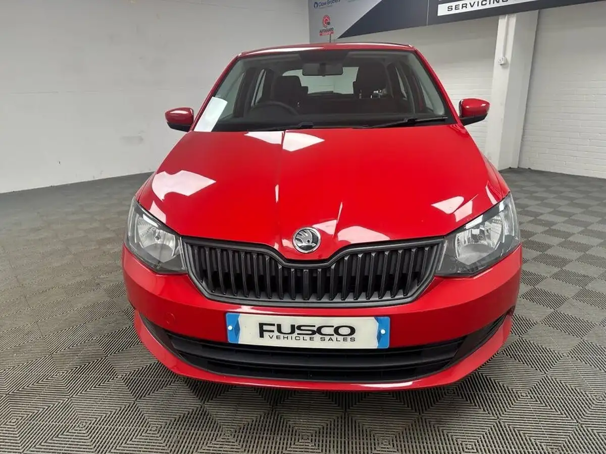 2017-skoda-fabia-10-mpi-s-hatchback-big-3
