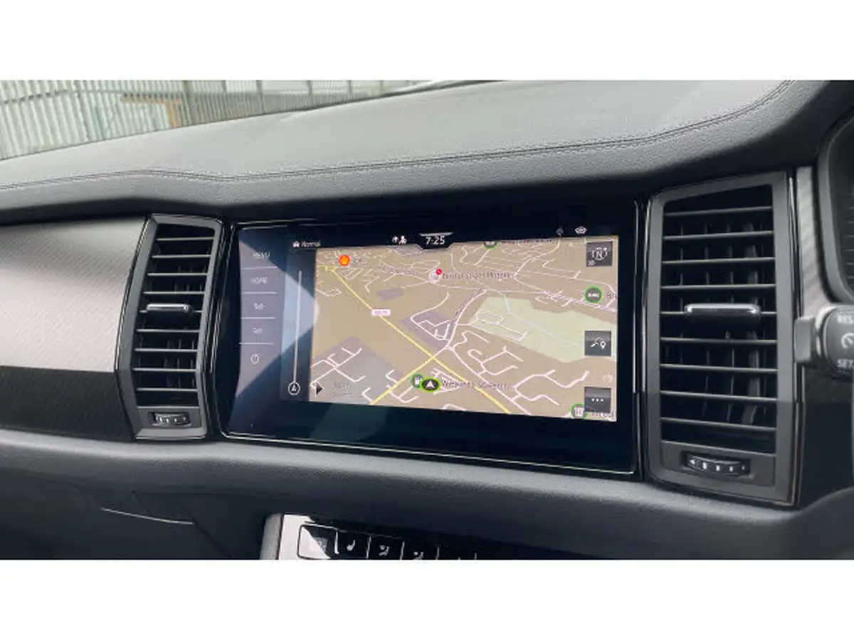 2023-skoda-kodiaq-20-tsi-sportline-big-35