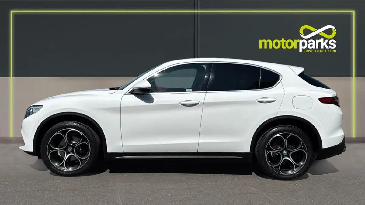 2021-alfa-romeo-stelvio-22td-speciale-big-5