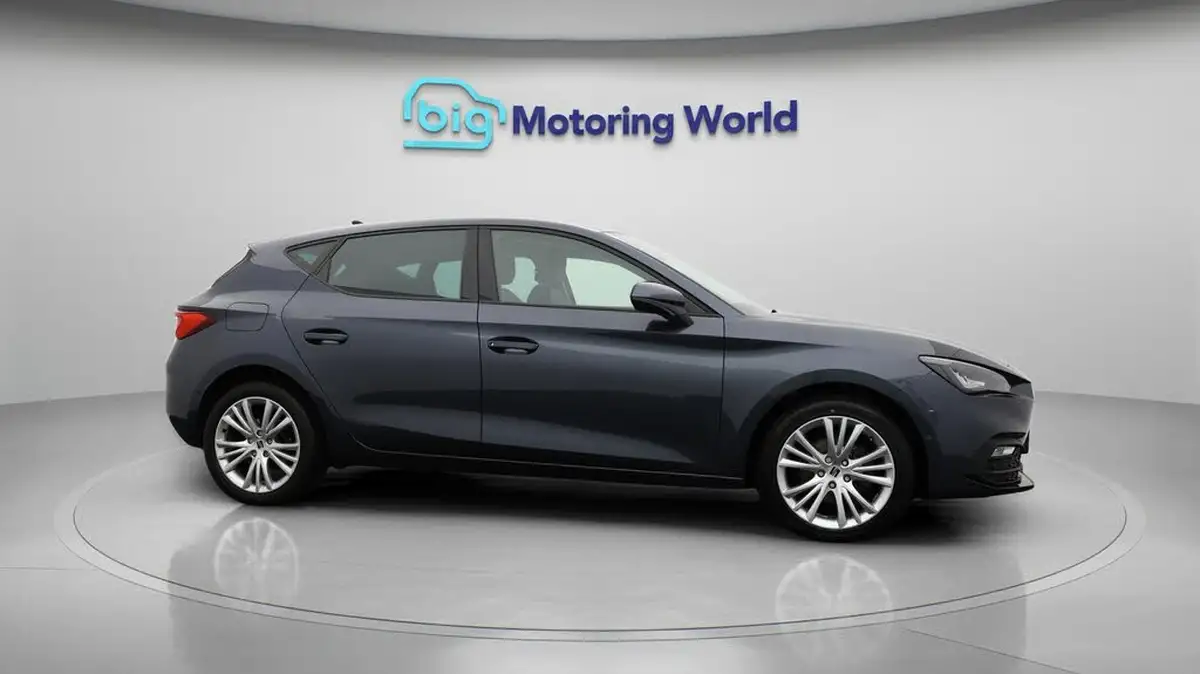 2021-seat-leon-15-tsi-evo-se-dynamic-hatchback-big-8