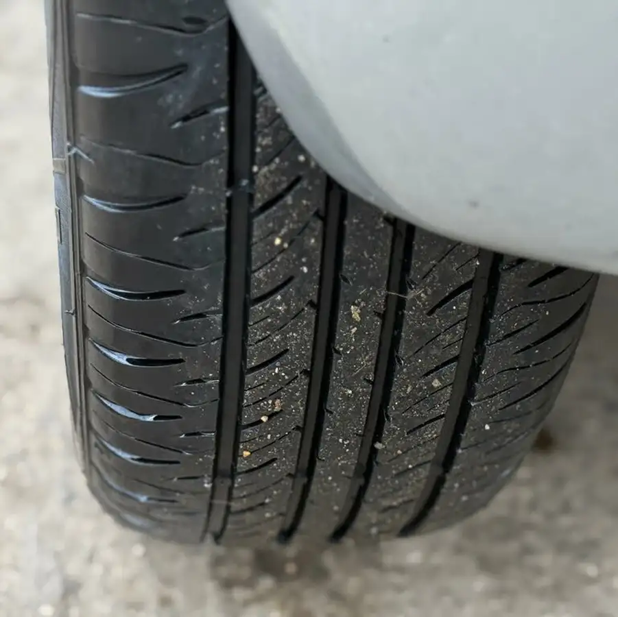 2011-toyota-yaris-133-tr-vvt-i-5d-mmt-big-39