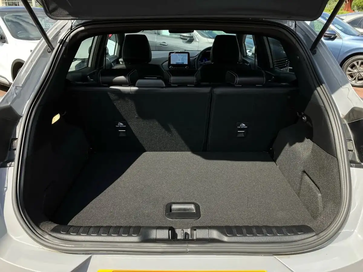 2022-ford-puma-suv-10-st-line-vignale-125ps-big-22
