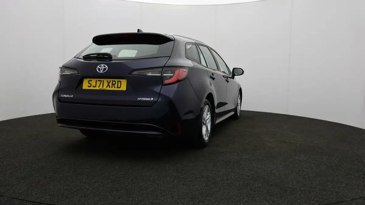 2021-toyota-corolla-18-vvt-i-icon-spare-wheel-touring-sports-5d-big-74