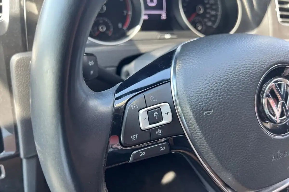 2019-volkswagen-golf-10-tsi-match-hatchback-5d-big-19