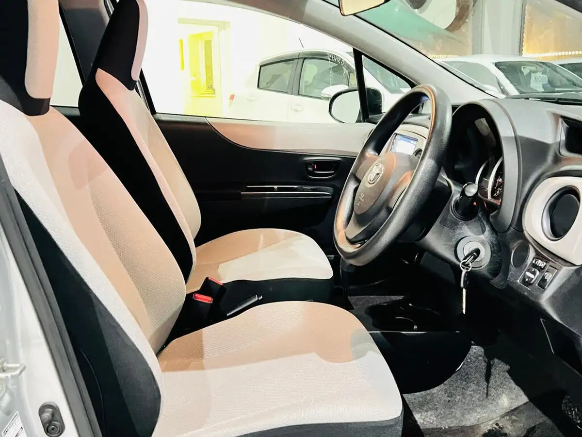 2011-toyota-yaris-133-tr-99bhp-5d-m-drive-s-big-2