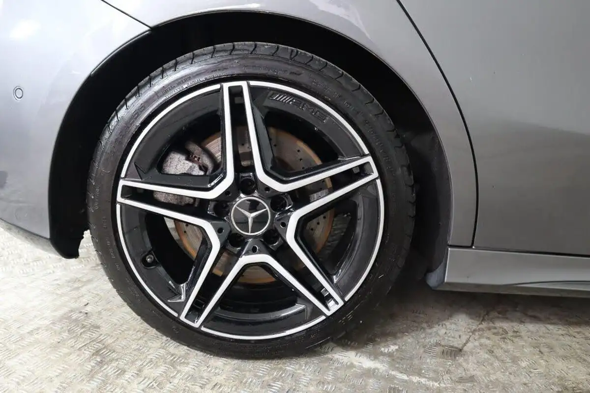 2019-mercedes-benz-a-class-20-a35-amg-premium-plus-hatchback-5d-big-29