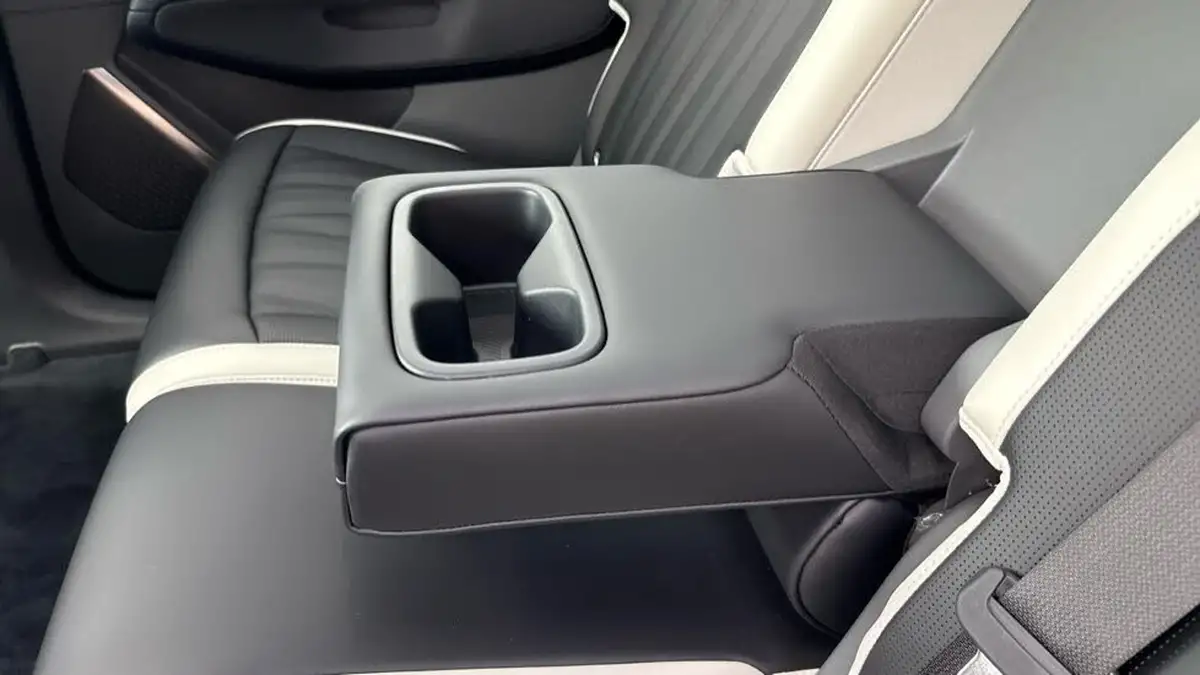 2025-kia-ev9-e-gt-line-s-7-big-23