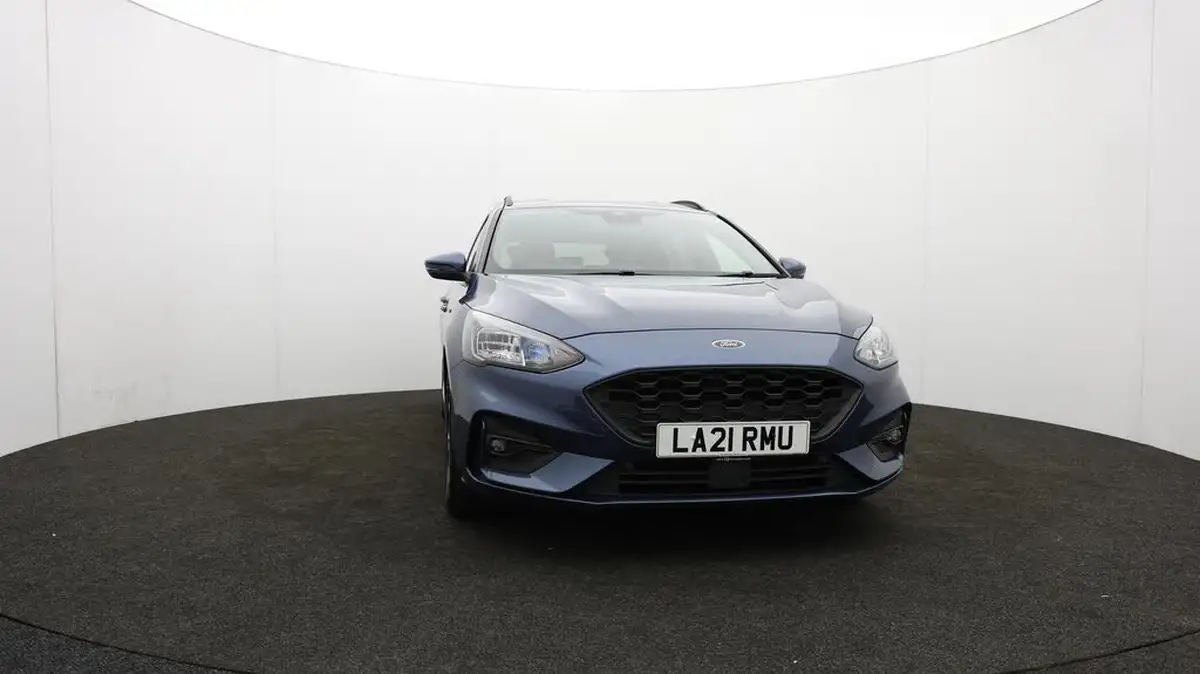 2021-ford-focus-15-st-line-estate-big-53