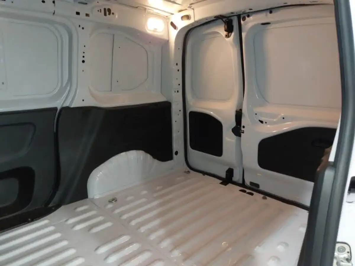 2024-citroen-berlingo-15-bluehdi-m-enterprise-100pseu6e-big-5