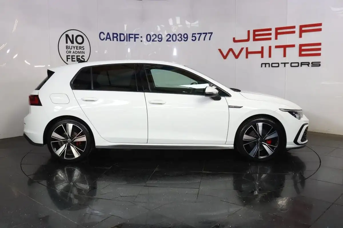2021-volkswagen-golf-20tdi-gtd-big-5