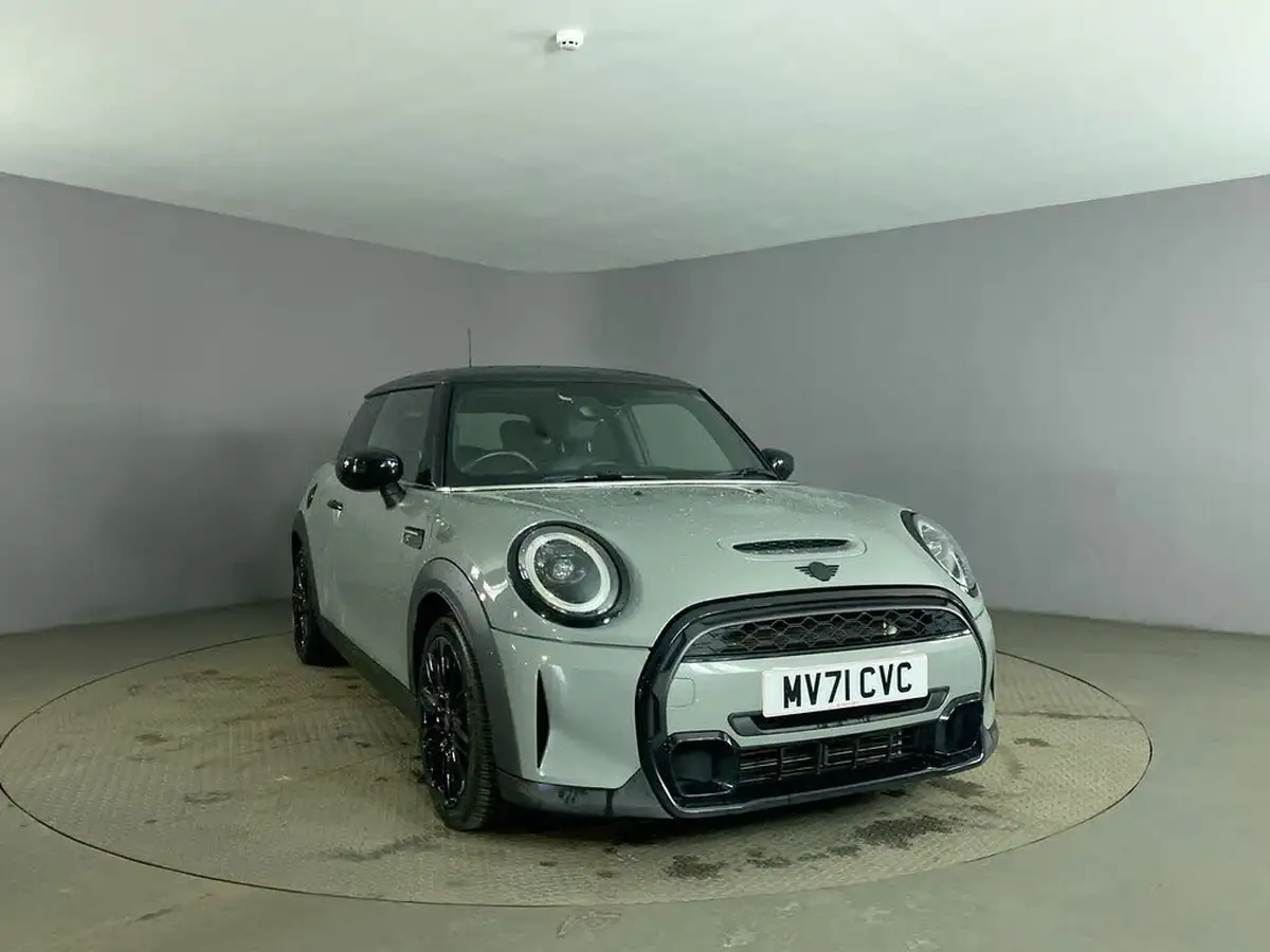 2021-mini-cooper-20-cooper-s-exclusive-hatchback-3d-auto-big-1