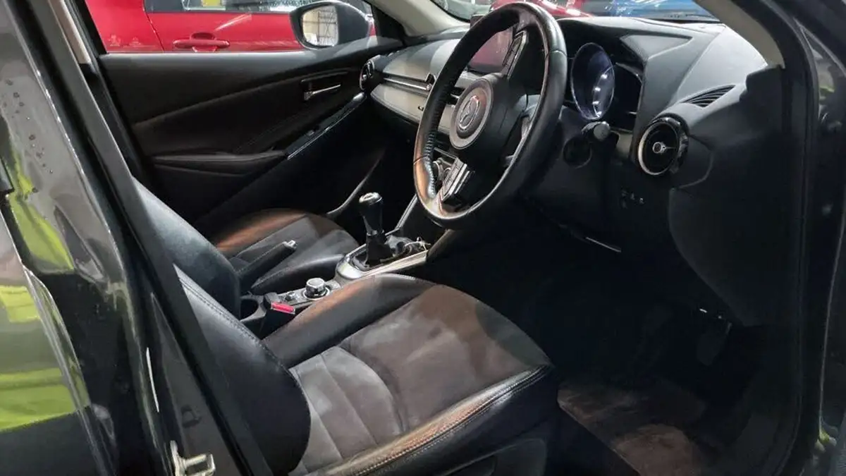 2018-mazda-mazda2-15-gt-sport-nav-115ps-ss-big-10